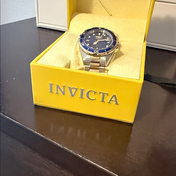 Invicta Gold and Blue Timepiece main image 7